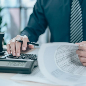 吴清：逐项打通社保、保险、理财等中长期资金入市卡点堵点，多渠道增强战略 ...