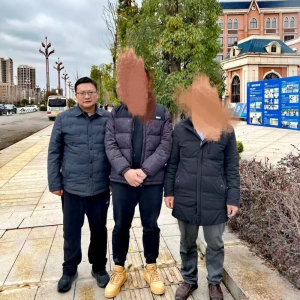 成都特斯拉碾压幼童案二审维持原判，“法院量刑 10 个月已充分考虑本案特殊 ...